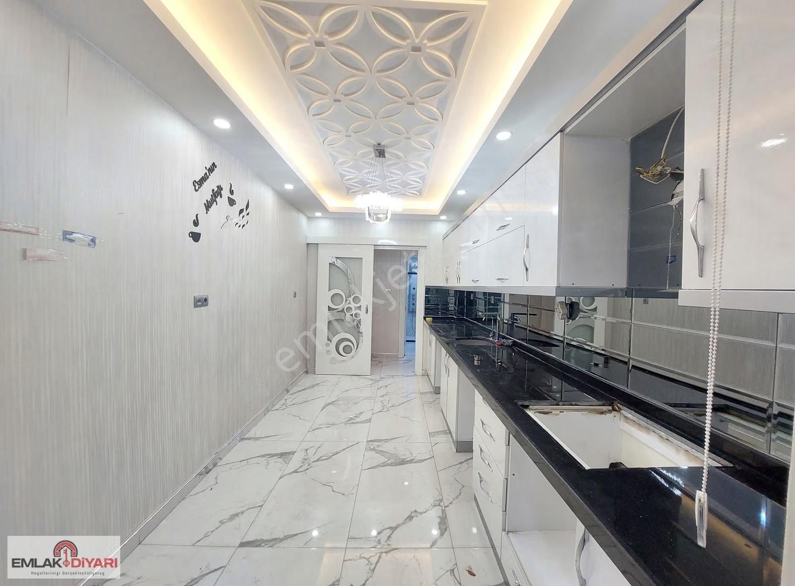 Emlak Diyarından Akkent'te Ultra Lüks Site İçi Ara Kat 3+1 Daire - Görsel 4
