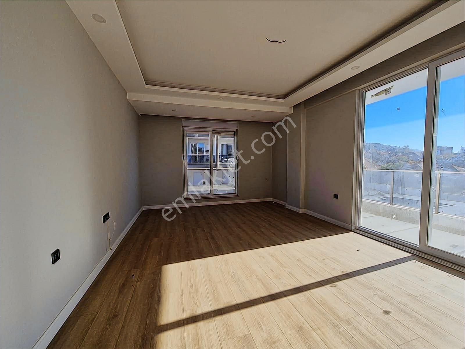 Esentepe'de Ebeveyn Bny Şehir Has 2km Havuzlu Site İçi 3+1 Daire - Görsel 2