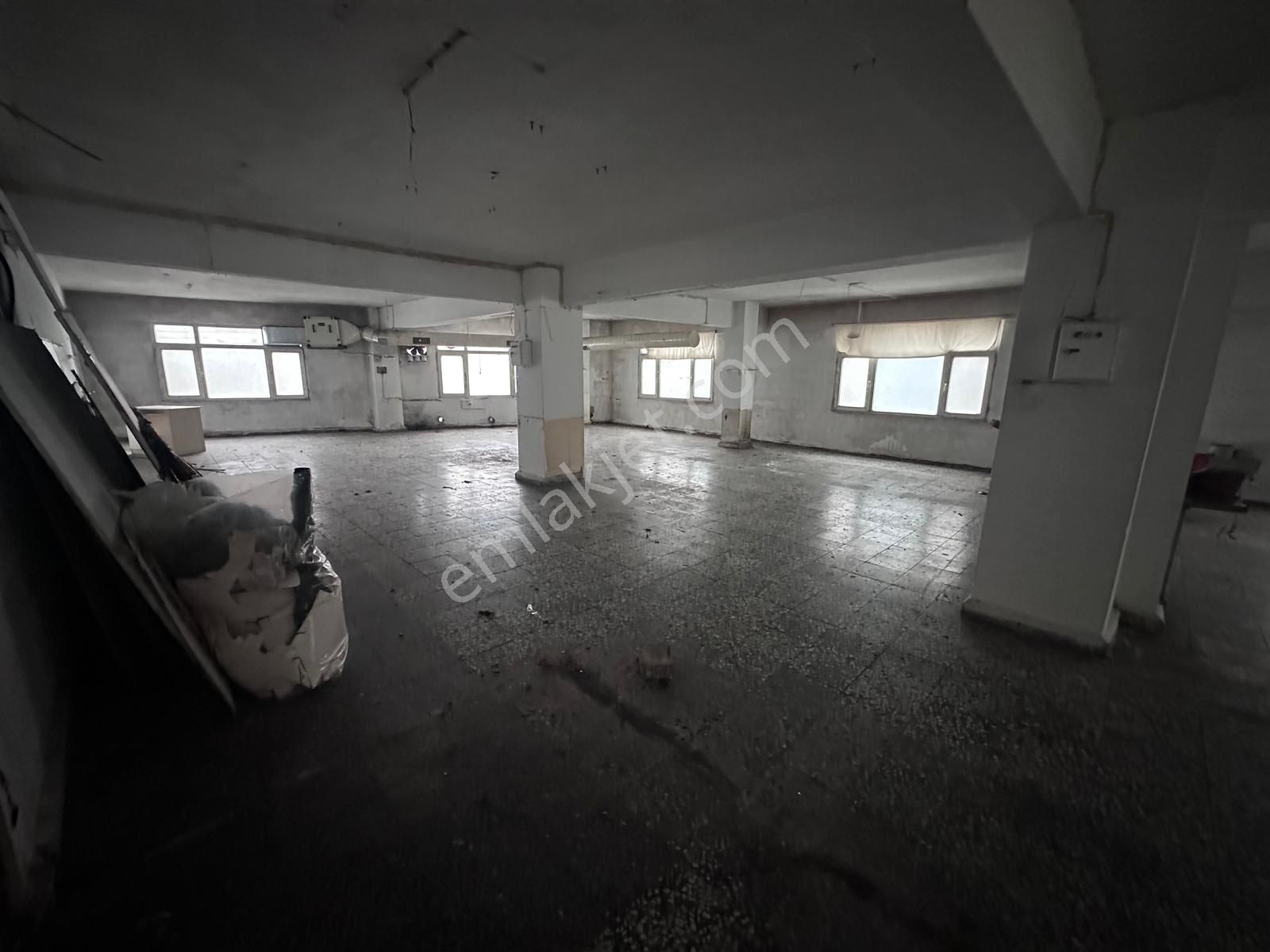 Çağlayan Merkez’de 350 Metre² Boş Dükkan - Görsel 26