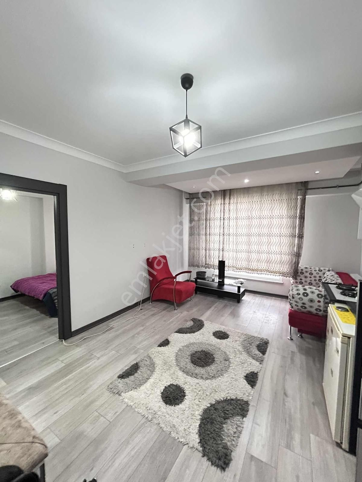 Rumeli Mah Cumhuriyet Parkına Yakın 1+1 Kiracılı Fırsat Daire - Görsel 3