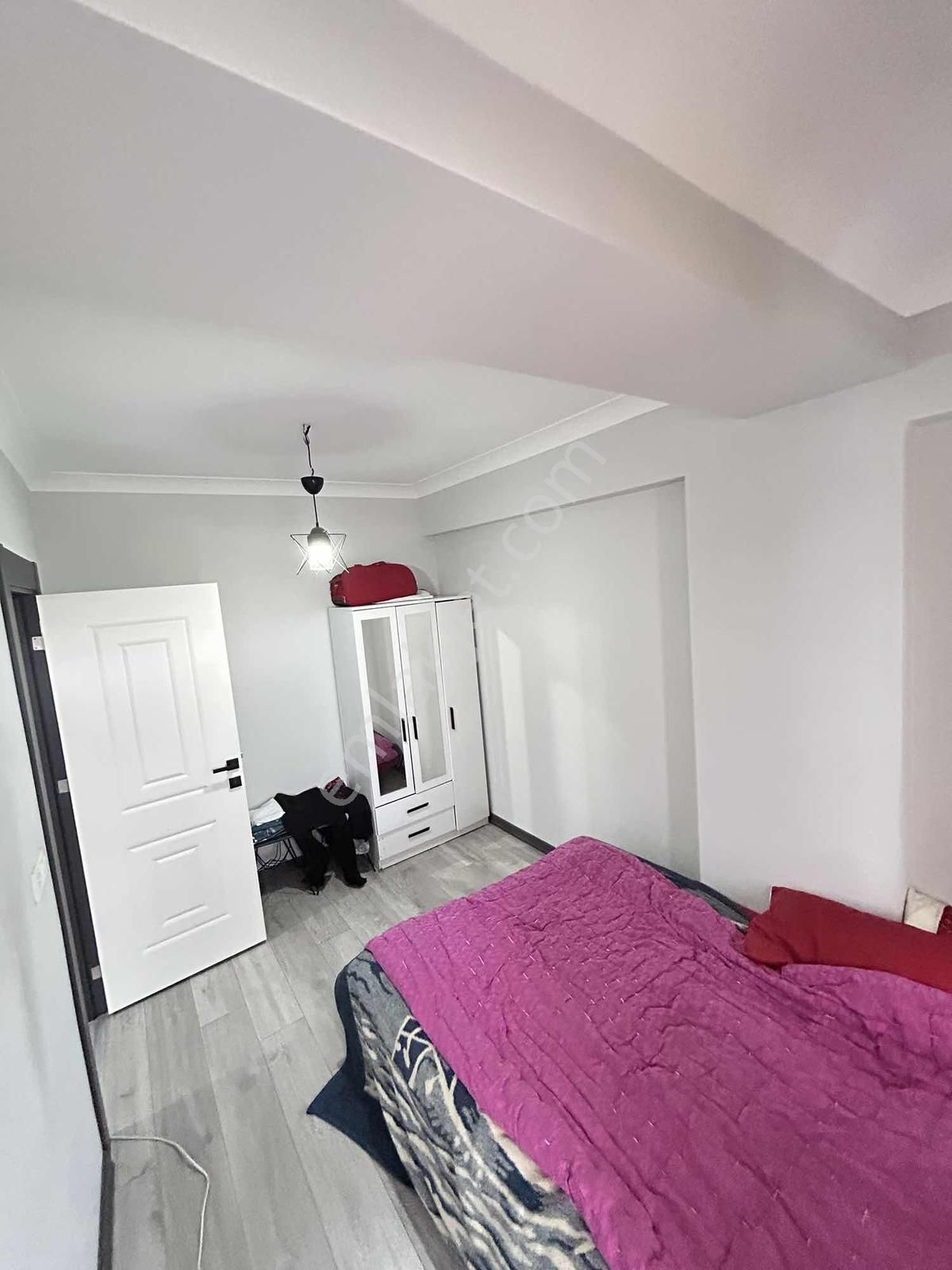 Rumeli Mah Cumhuriyet Parkına Yakın 1+1 Kiracılı Fırsat Daire - Görsel 4