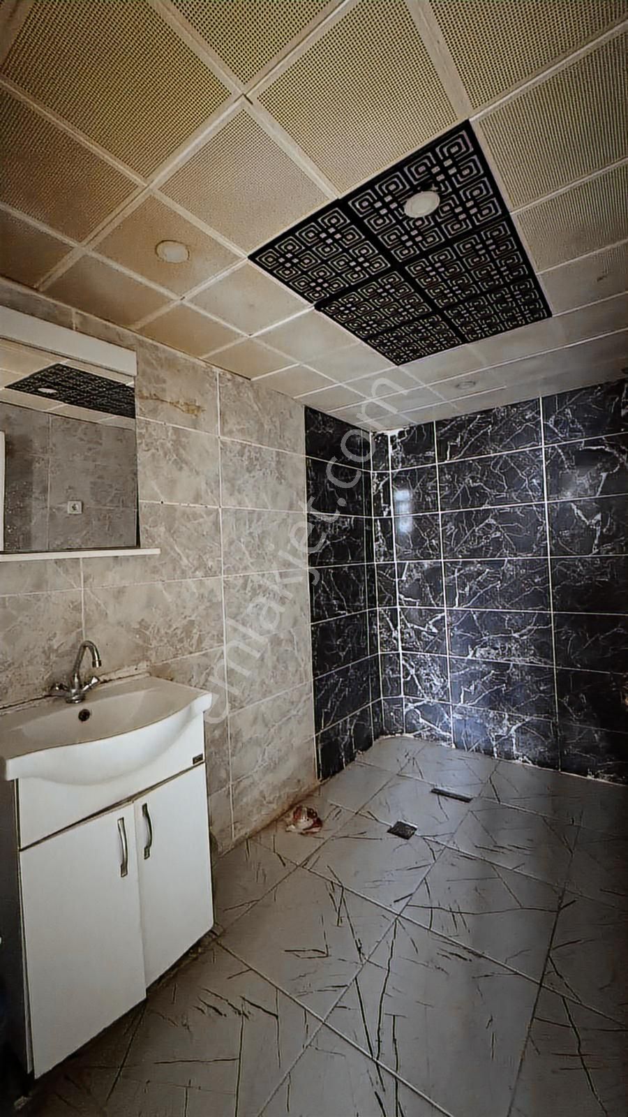 Sincan Pınarbaşı Mah'de Ara Katta Full Yapılı Daire - Görsel 35
