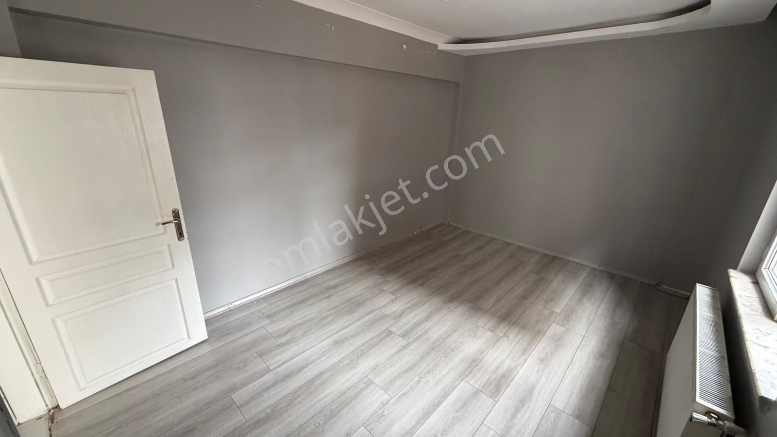 Sincan Pınarbaşı Mah'de Ara Katta Full Yapılı Daire - Görsel 34