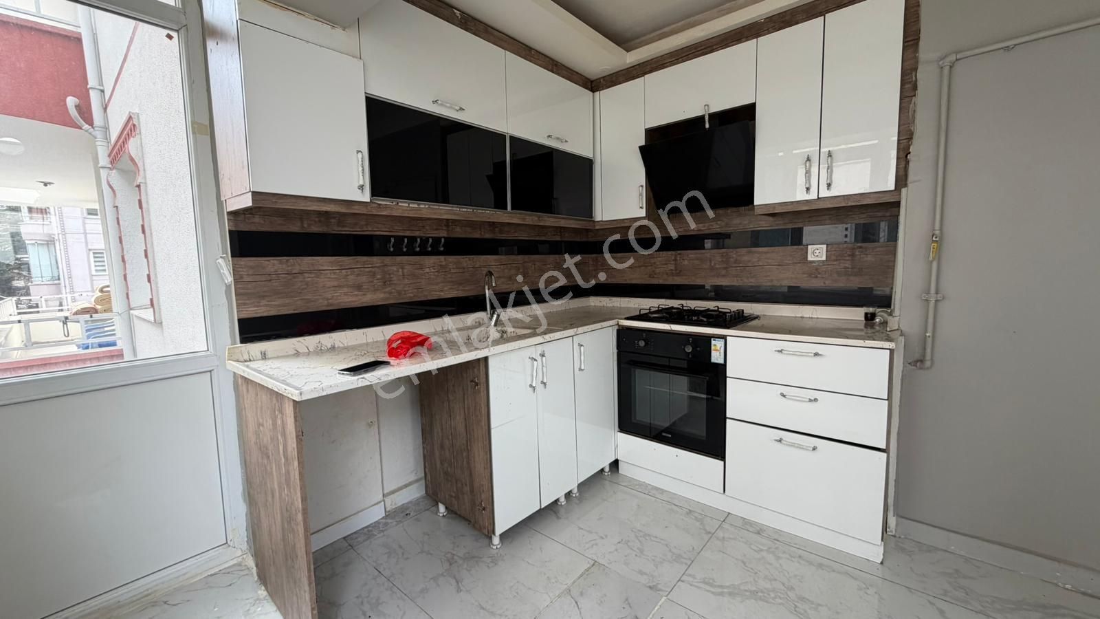 Sincan Pınarbaşı Mah'de Ara Katta Full Yapılı Daire - Görsel 28