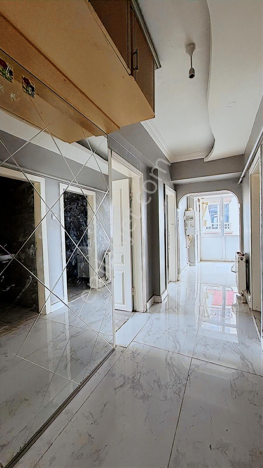 Sincan Pınarbaşı Mah'de Ara Katta Full Yapılı Daire - Görsel 22