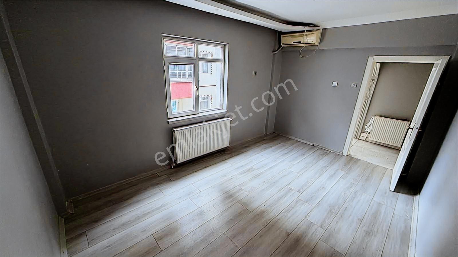 Sincan Pınarbaşı Mah'de Ara Katta Full Yapılı Daire - Görsel 12