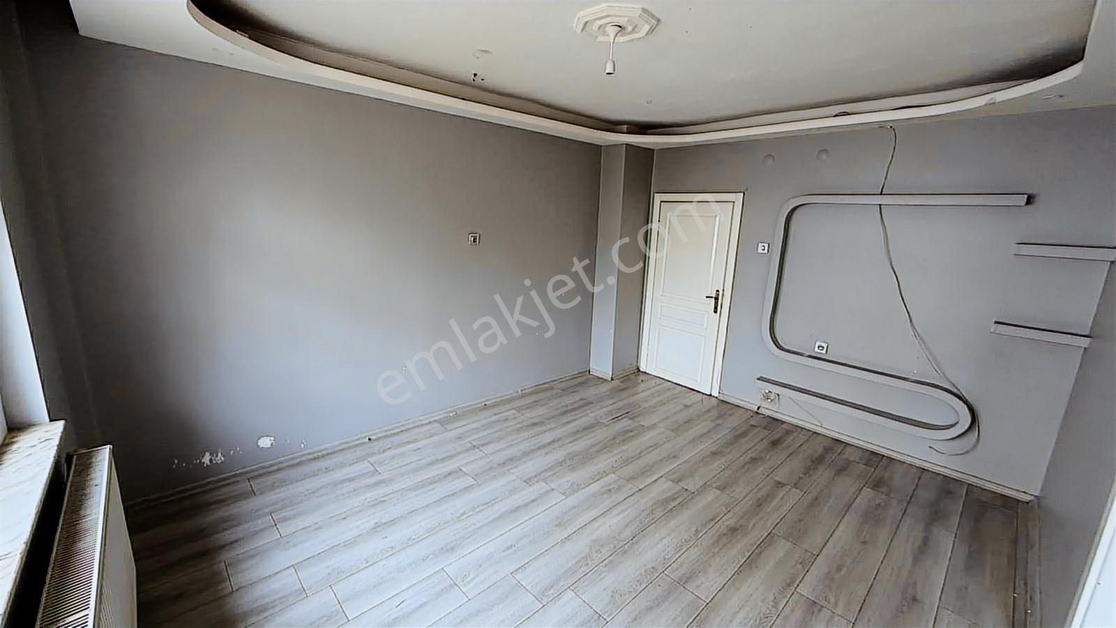 Sincan Pınarbaşı Mah'de Ara Katta Full Yapılı Daire - Görsel 29