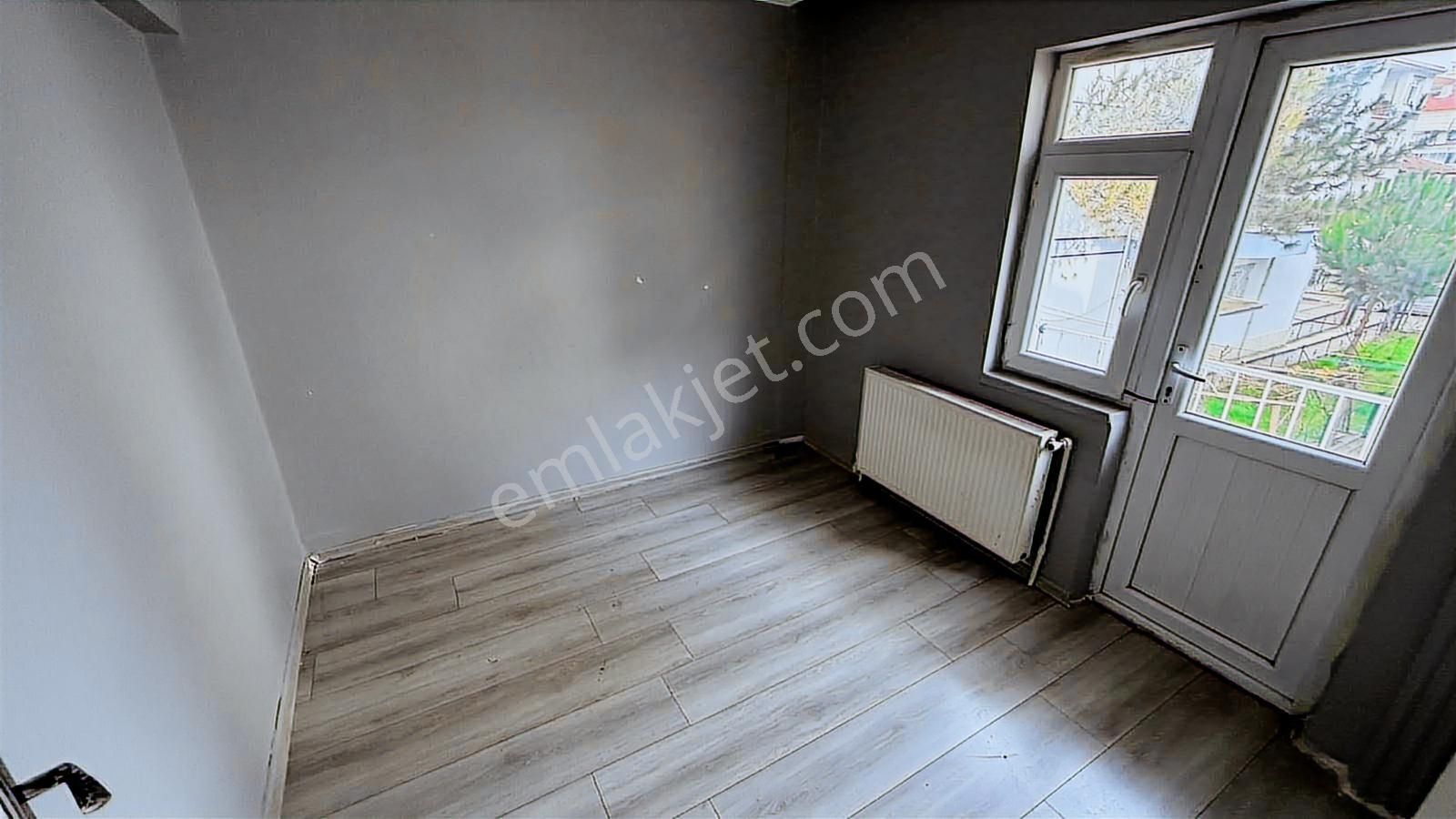 Sincan Pınarbaşı Mah'de Ara Katta Full Yapılı Daire - Görsel 2