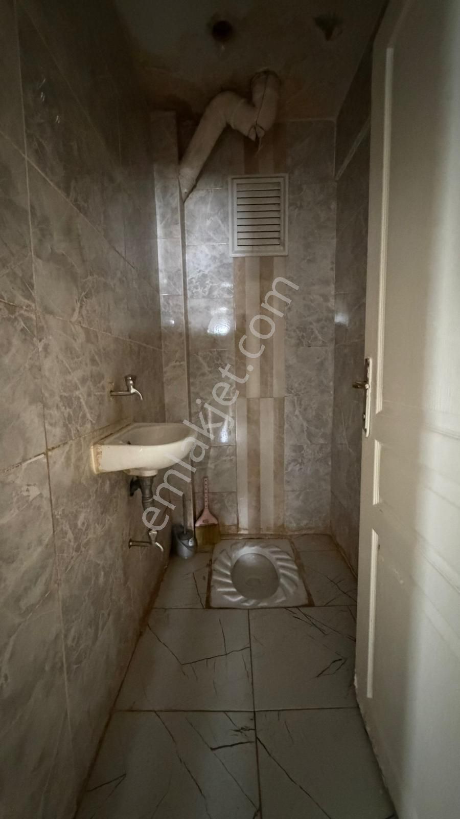 Sincan Pınarbaşı Mah'de Ara Katta Full Yapılı Daire - Görsel 20