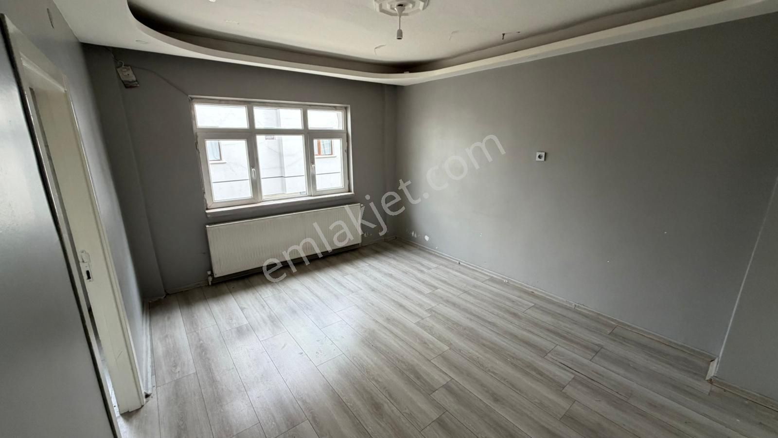 Sincan Pınarbaşı Mah'de Ara Katta Full Yapılı Daire - Görsel 5