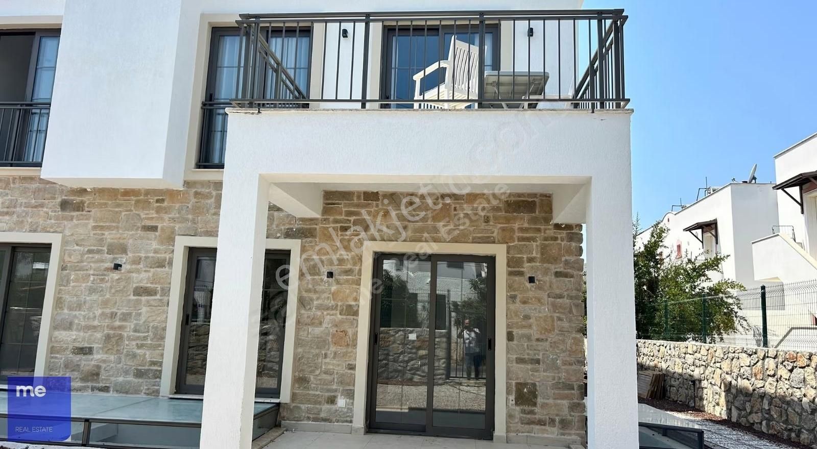 Cevatşakir'de Aylık Ödemeli,eşyalı,yeni Binada 1+1 Kiralık Daire