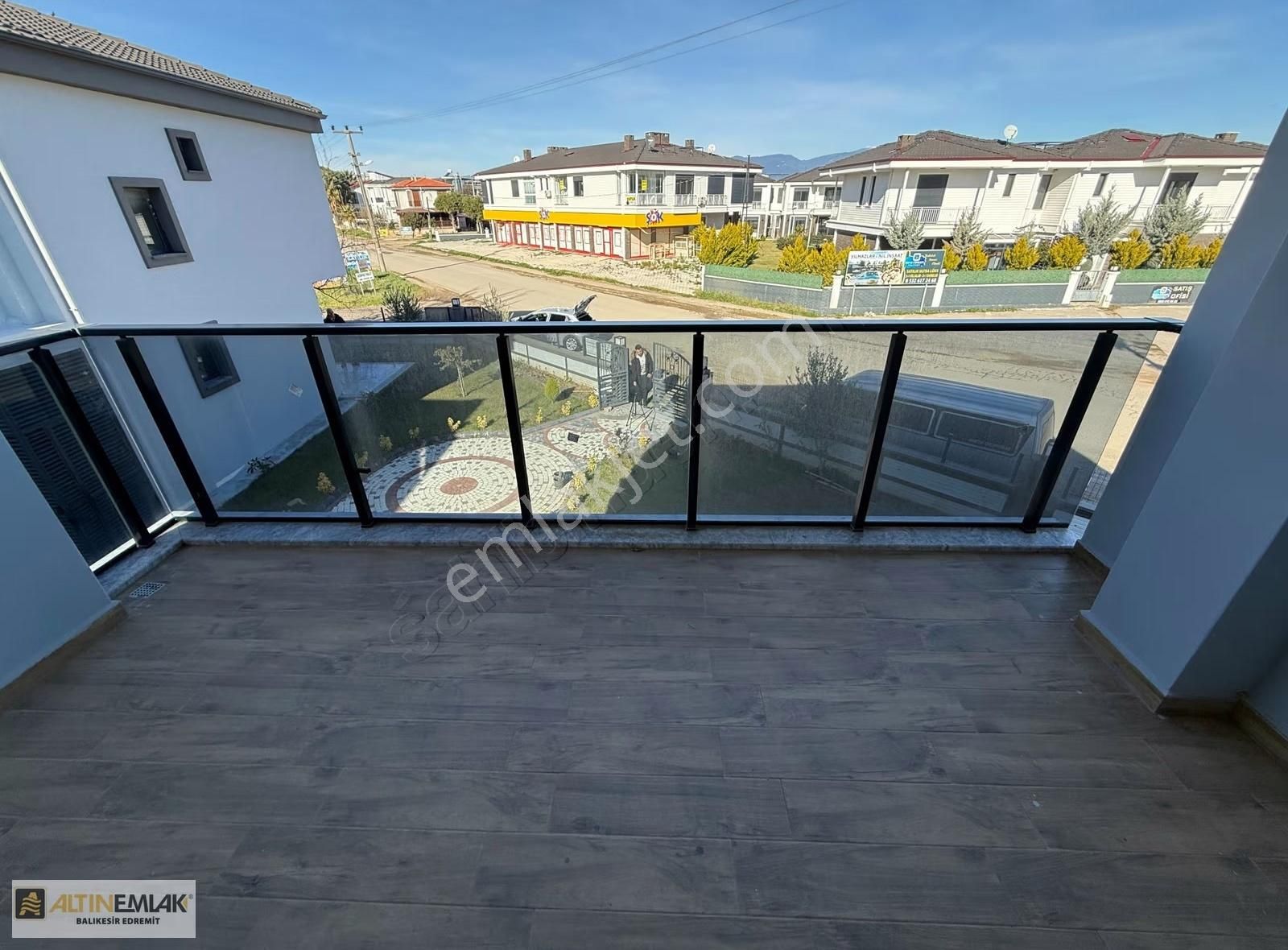 Burhaniye Pelitköyde Site İçi | Sıfır | Havuzlu 3+1 Lüks Villa - Görsel 5