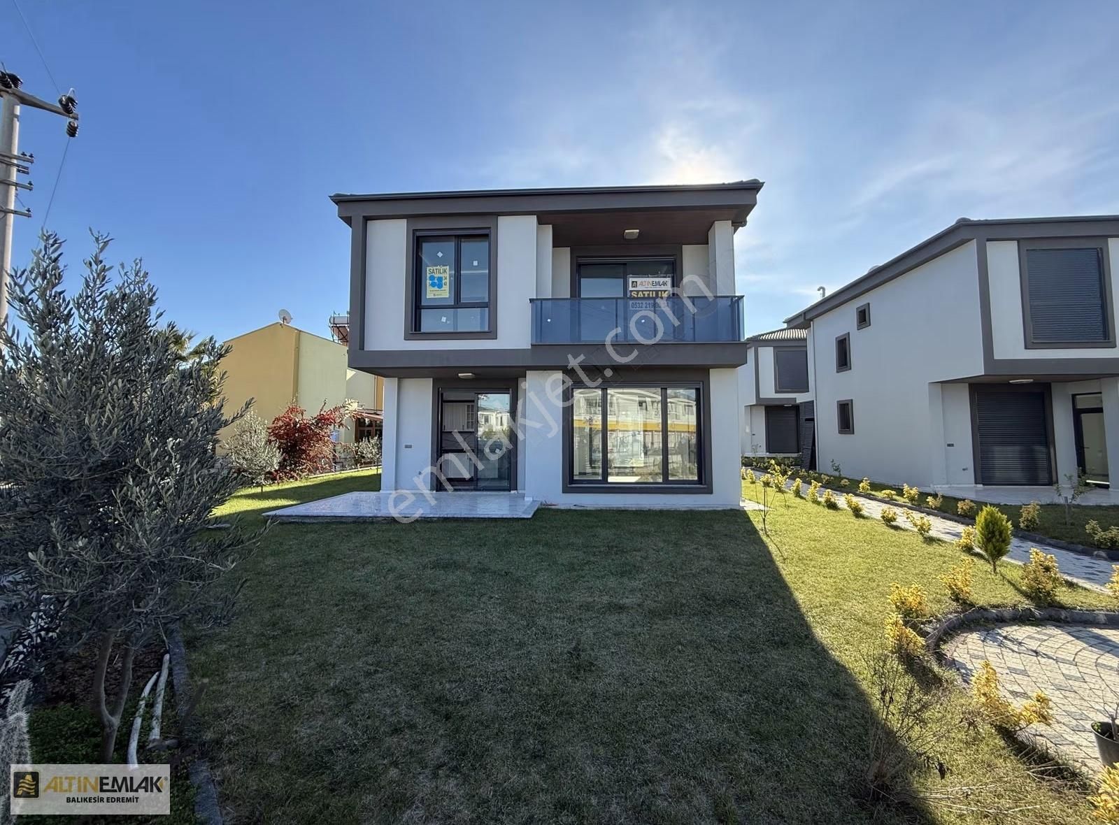 Burhaniye Pelitköyde Site İçi | Sıfır | Havuzlu 3+1 Lüks Villa - Görsel 16