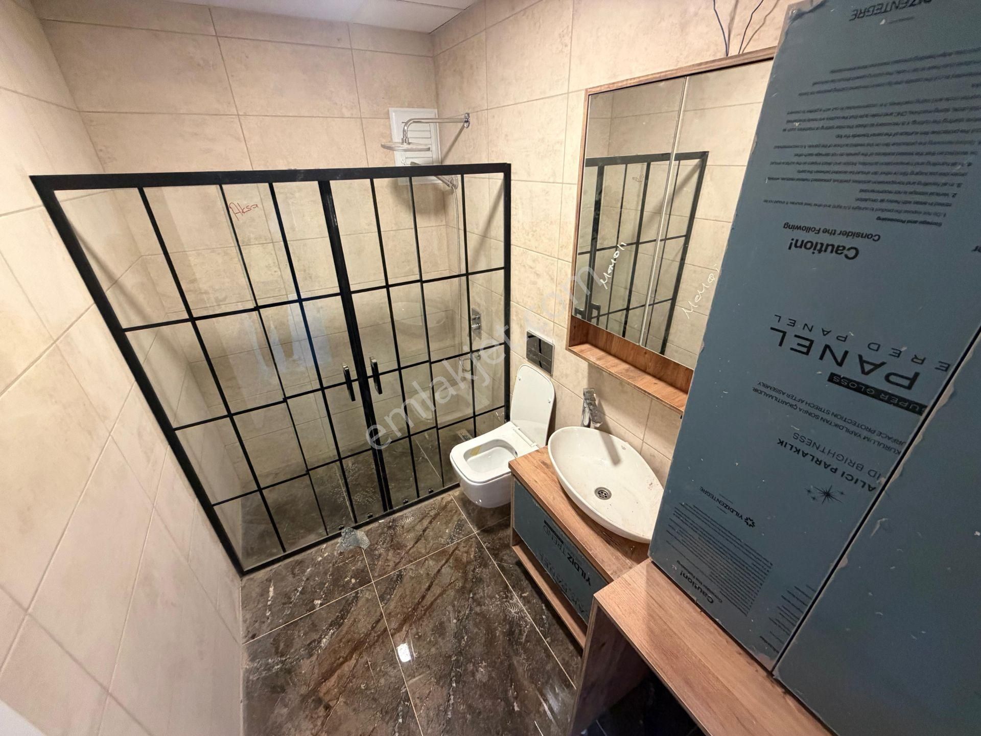 Home And Cardan Edremitde Ön Cephe Lüks 1+1 Kiralık Daire - Görsel 16