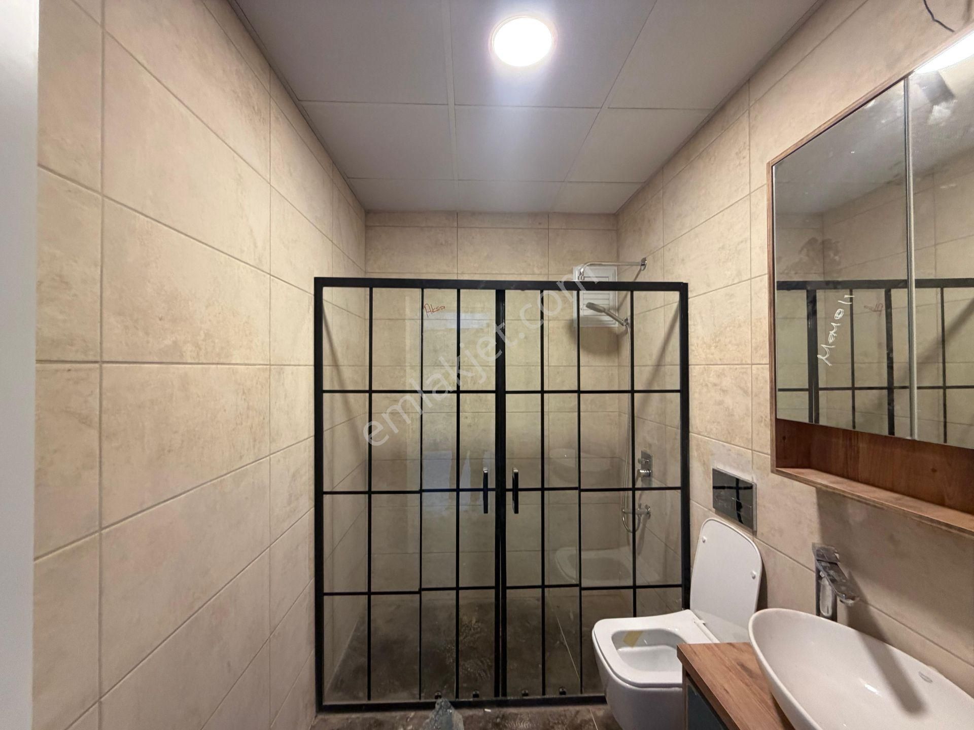 Home And Cardan Edremitde Ön Cephe Lüks 1+1 Kiralık Daire - Görsel 17