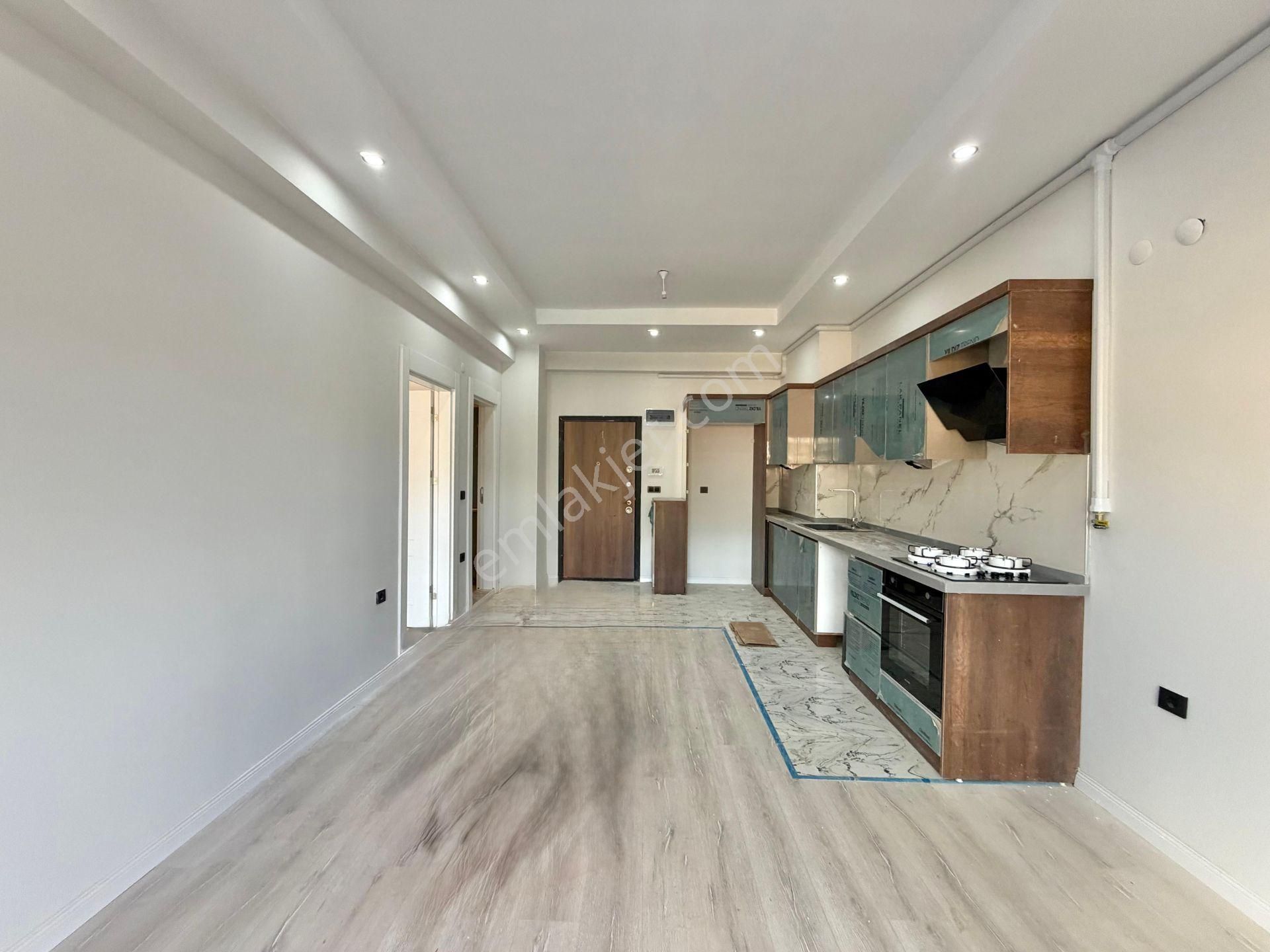 Home And Cardan Edremitde Ön Cephe Lüks 1+1 Kiralık Daire - Görsel 5