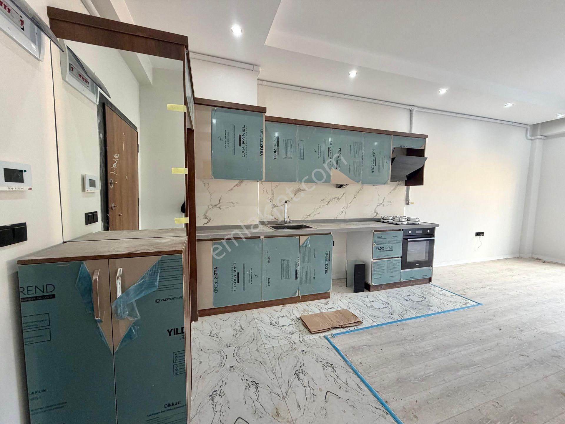 Home And Cardan Edremitde Ön Cephe Lüks 1+1 Kiralık Daire - Görsel 3