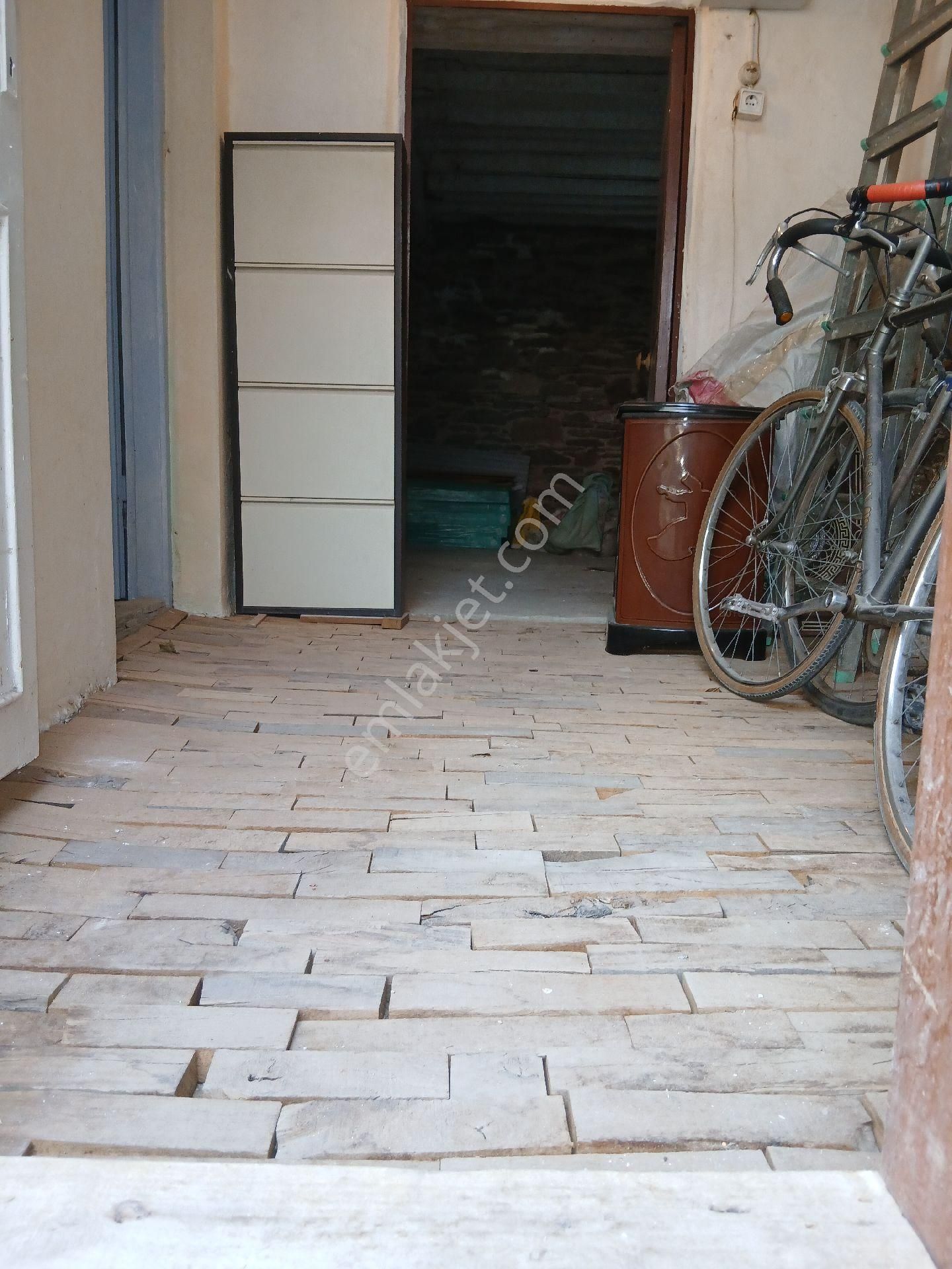 Tire Teira Gayrimenkul Güvencesiyle Bahçeli Müstakil Yaşam İsteyen Müşterilerimize Uygun - Görsel 11