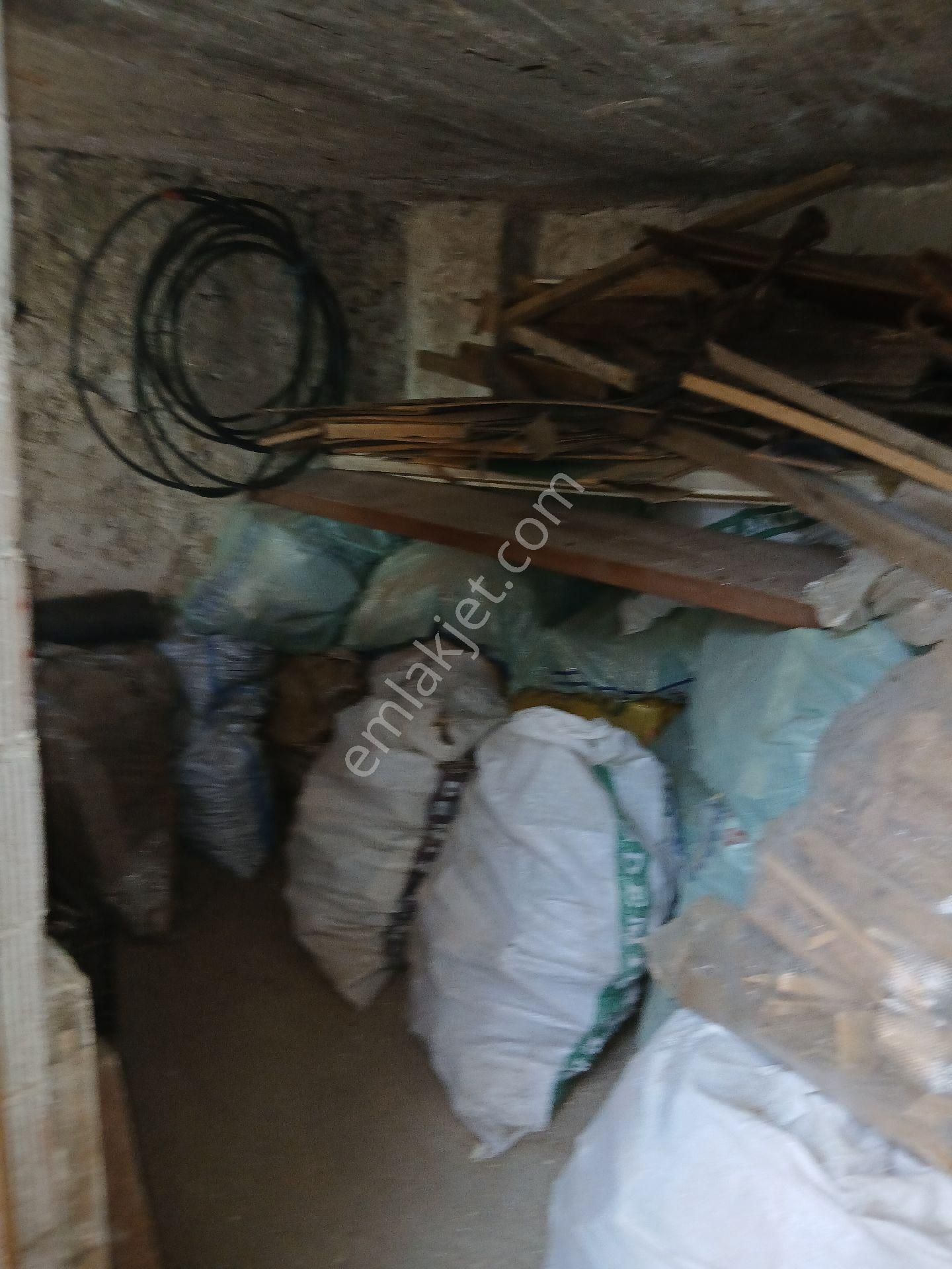 Tire Teira Gayrimenkul Güvencesiyle Bahçeli Müstakil Yaşam İsteyen Müşterilerimize Uygun - Görsel 6