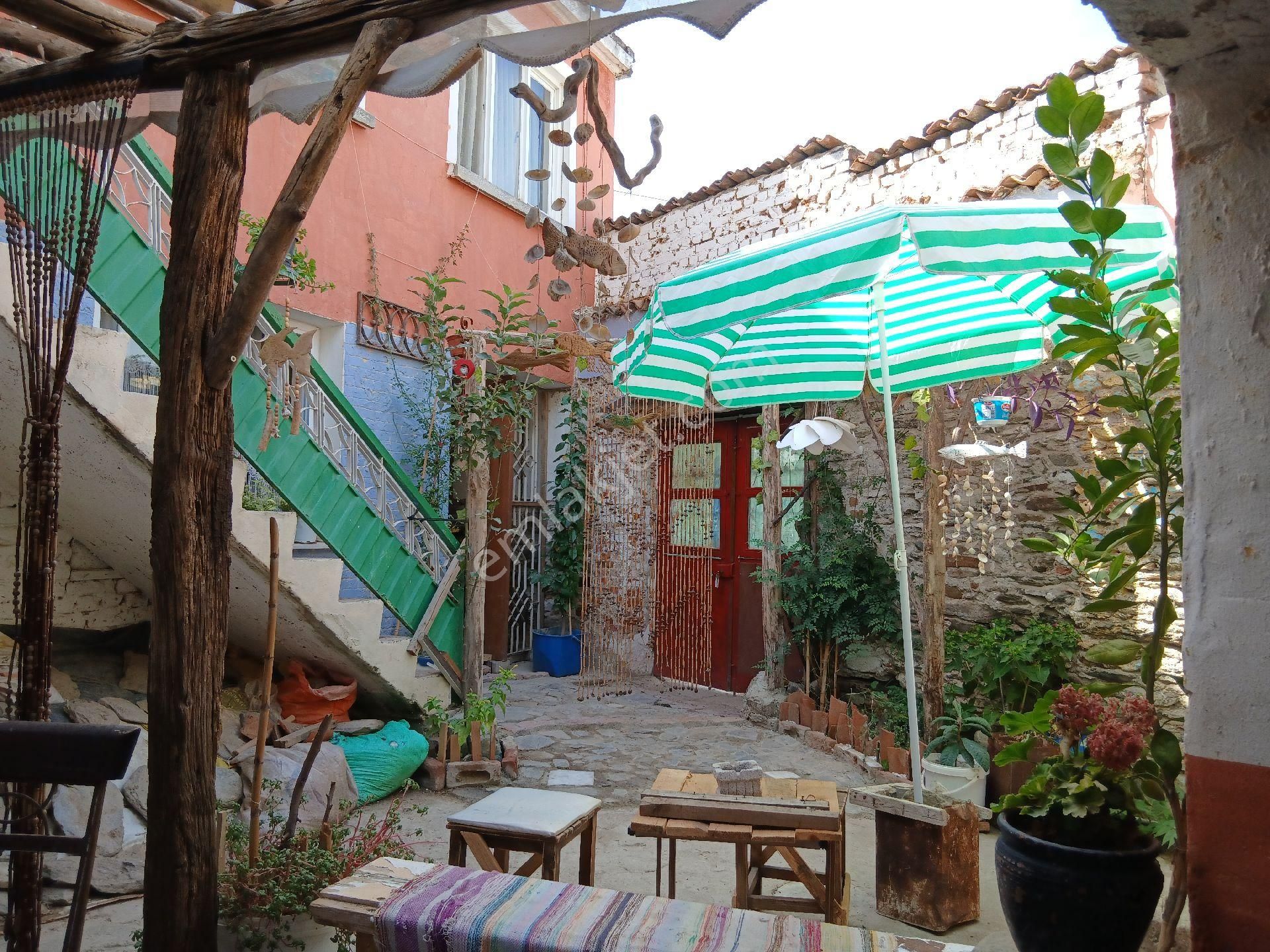 Tire Teira Gayrimenkul Güvencesiyle Bahçeli Müstakil Yaşam İsteyen Müşterilerimize Uygun - Görsel 4