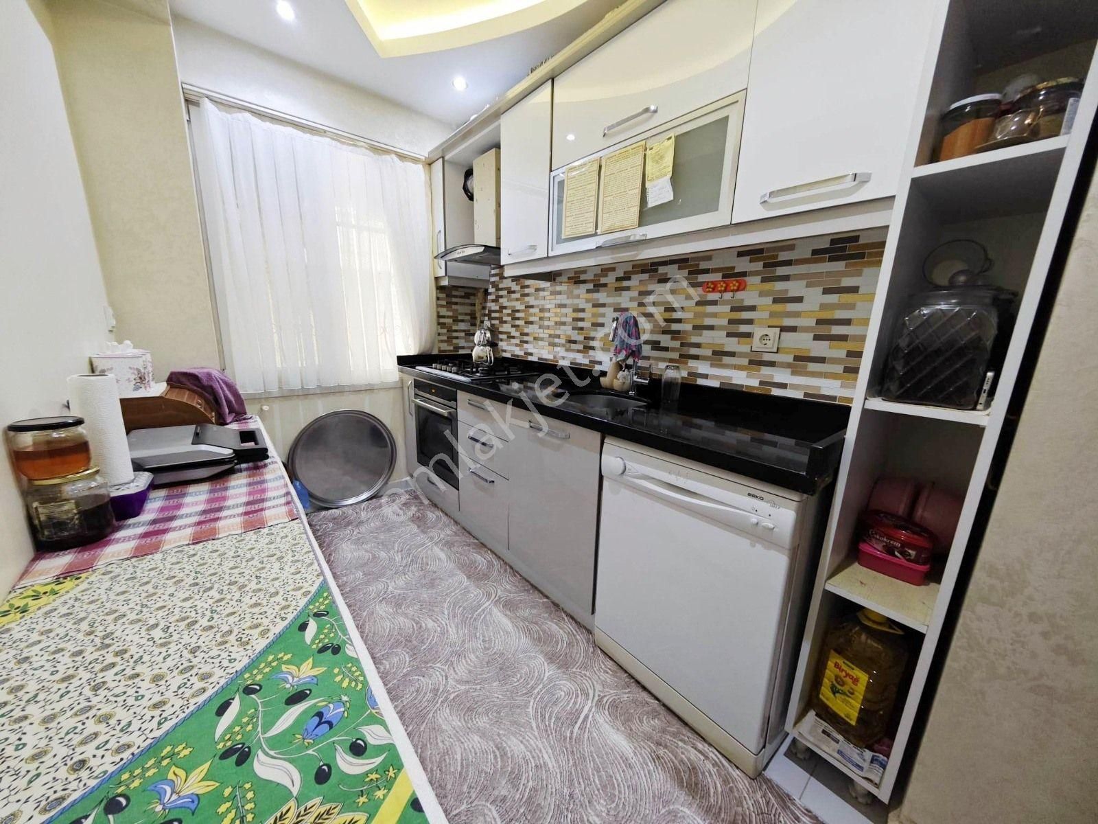 Fatih Emlak Tan 2+1 Yuksek Giriş Balkonlu Krediye Uygun Cakmak Duragına Yakın