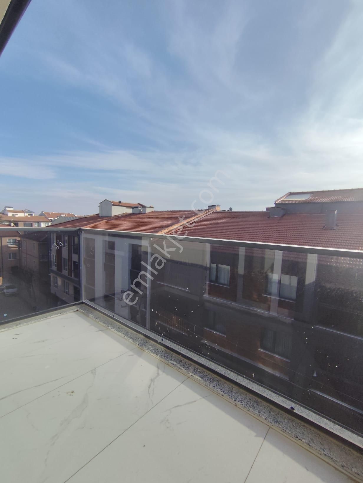 Özgür Gayrimenkul'den Çamılıca Mahaleside Satılık Ultra Lüx 5+1 Dubleks Daire - Görsel 21