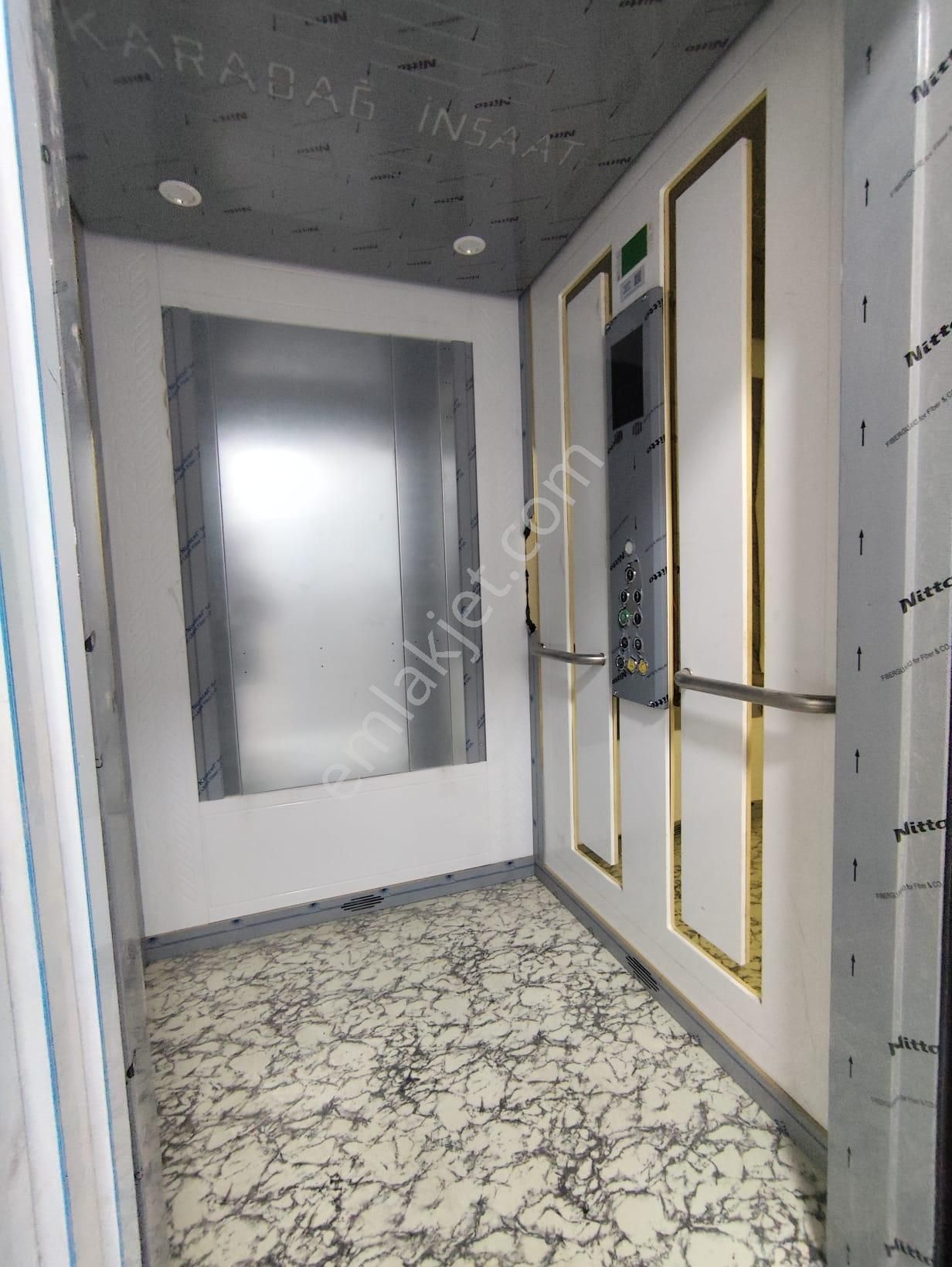 Özgür Gayrimenkul'den Çamılıca Mahaleside Satılık Ultra Lüx 5+1 Dubleks Daire - Görsel 16