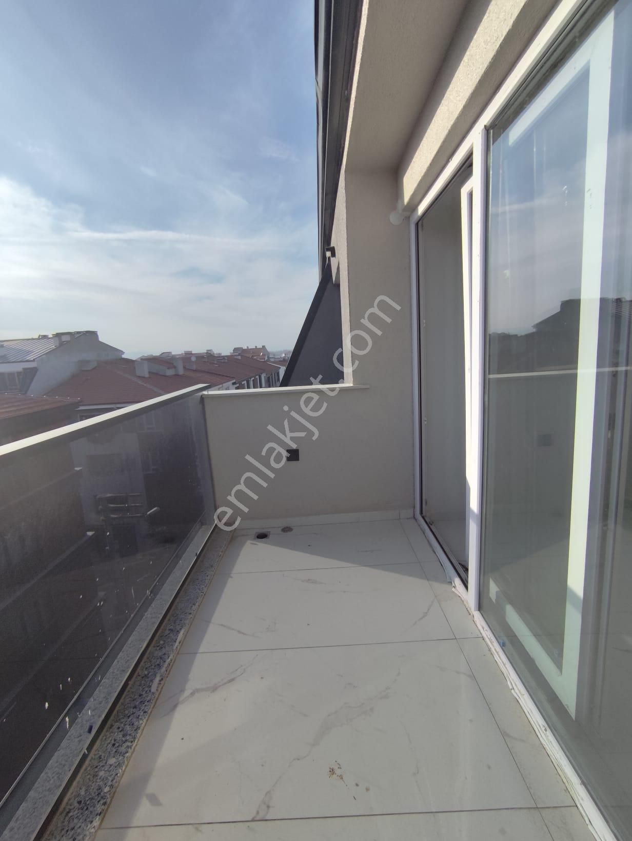 Özgür Gayrimenkul'den Çamılıca Mahaleside Satılık Ultra Lüx 5+1 Dubleks Daire - Görsel 22