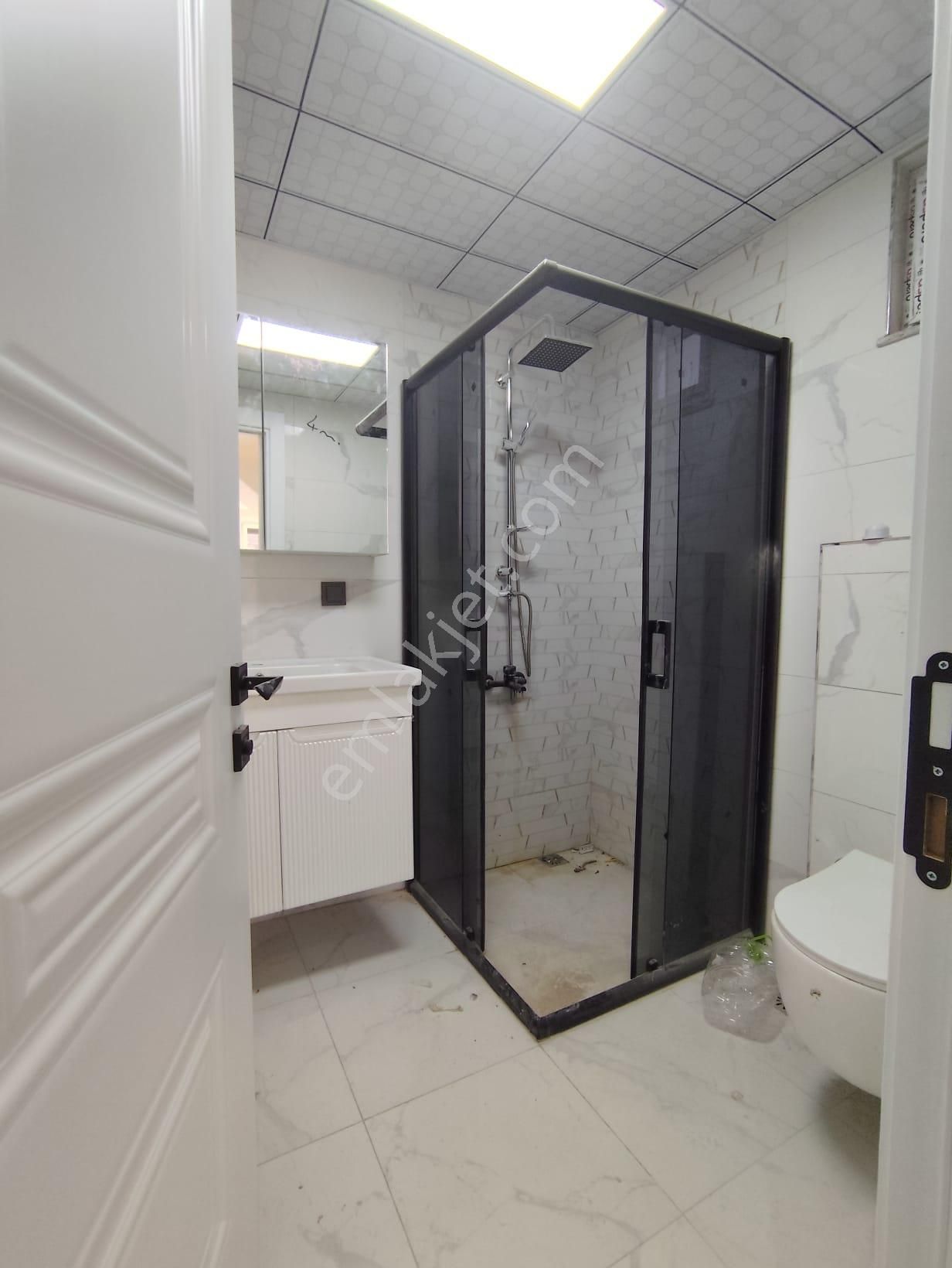 Özgür Gayrimenkul'den Çamılıca Mahaleside Satılık Ultra Lüx 5+1 Dubleks Daire - Görsel 20