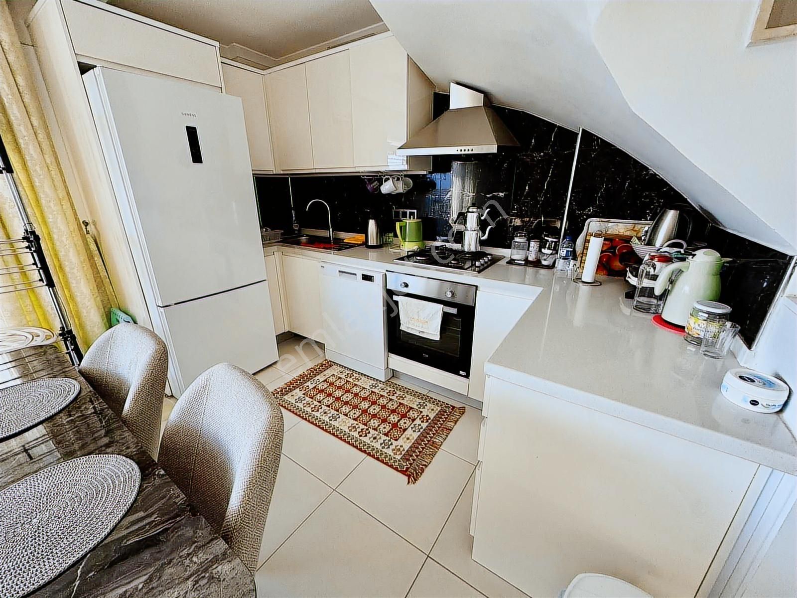 Deniz Manzaralı Havuzlu Elit Site İçinde 3+1 Dubleks Dairemiz - Görsel 2