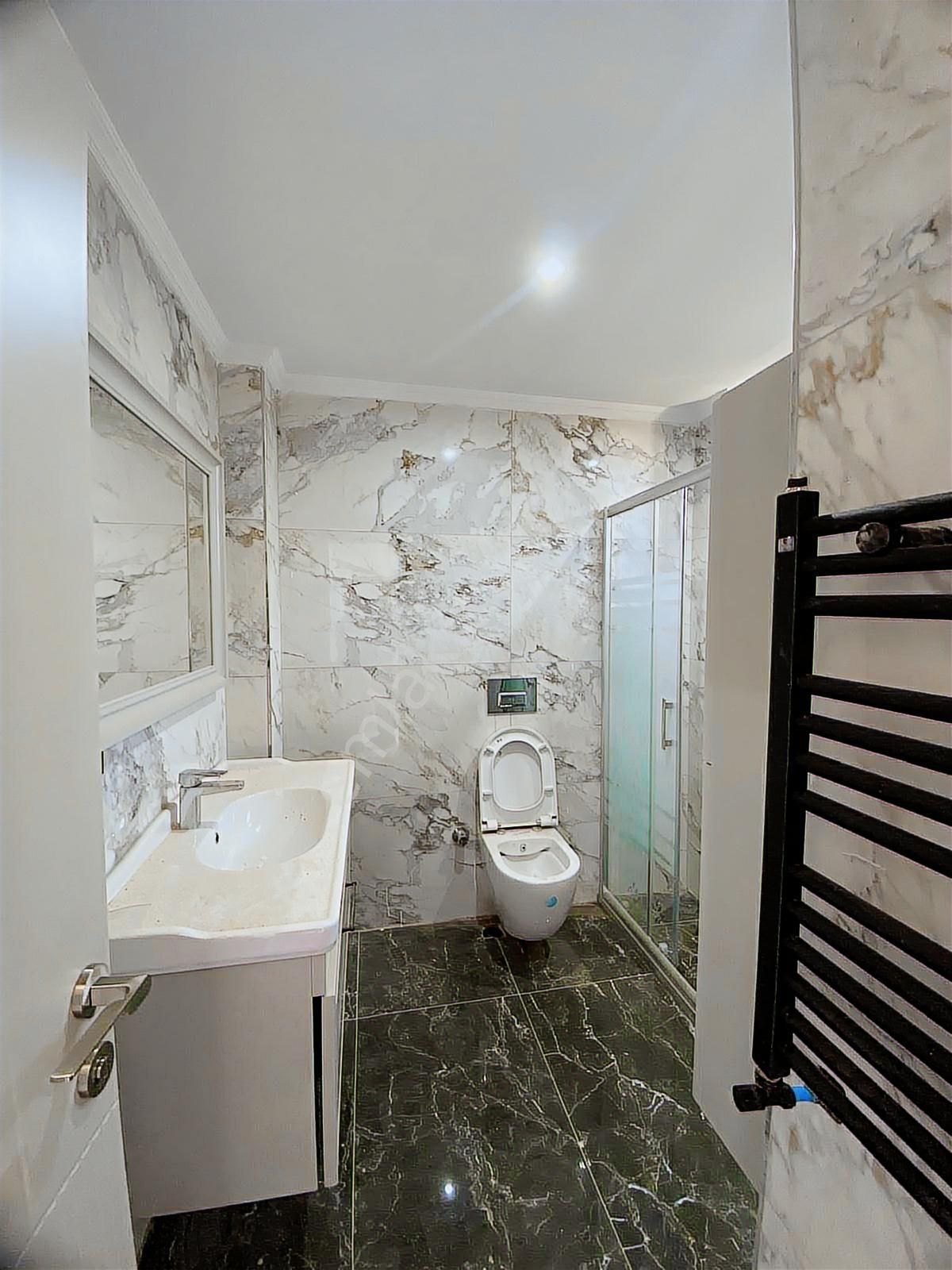 Silivride Özel Havuzlu Modern Mimarili Müstakil Satılık Villa - Görsel 16