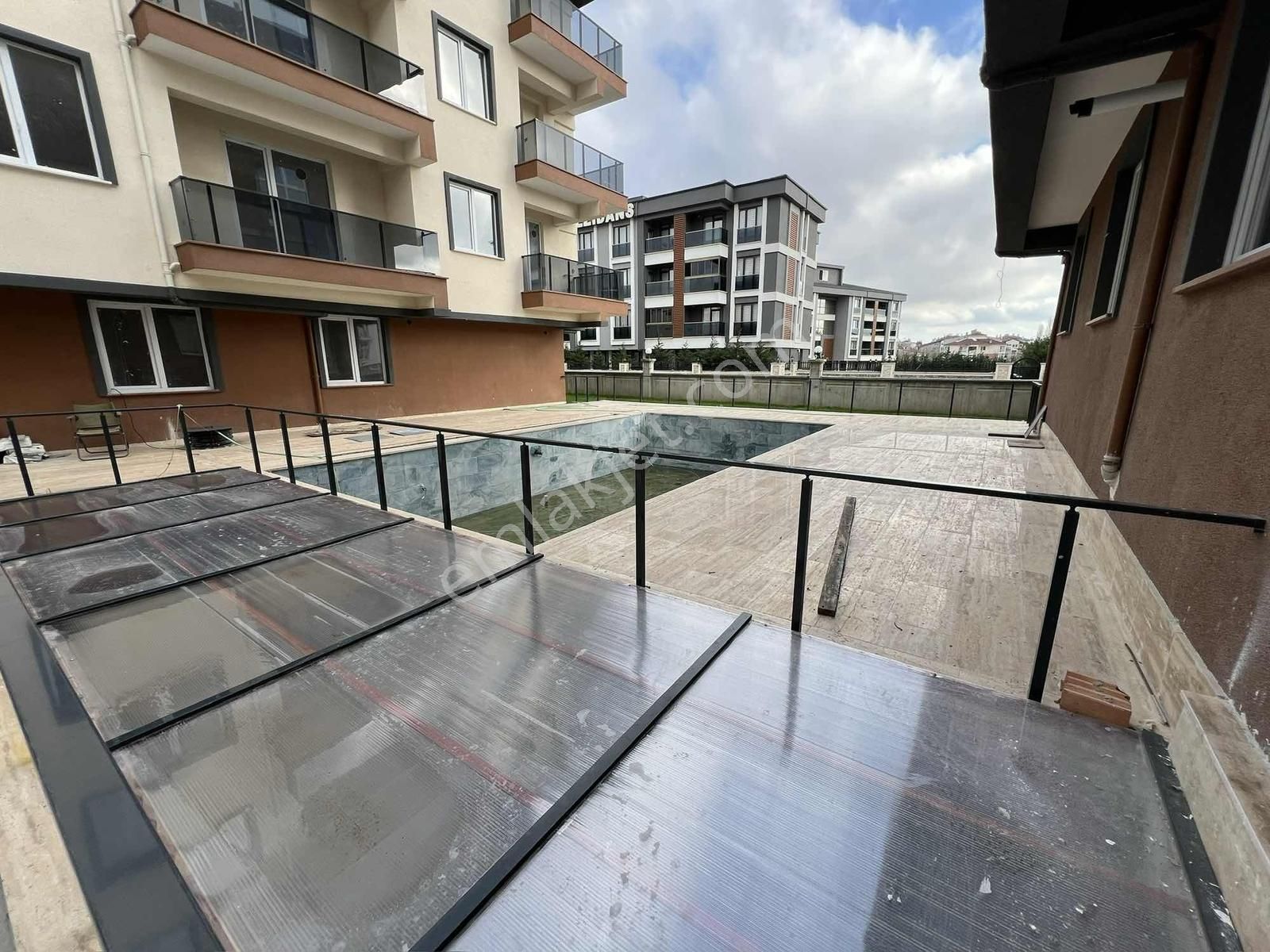 Şeyhsinan Mah Havuzlu Sitede 1+1 Geniş Balkonlu Satılık Daire - Görsel 10