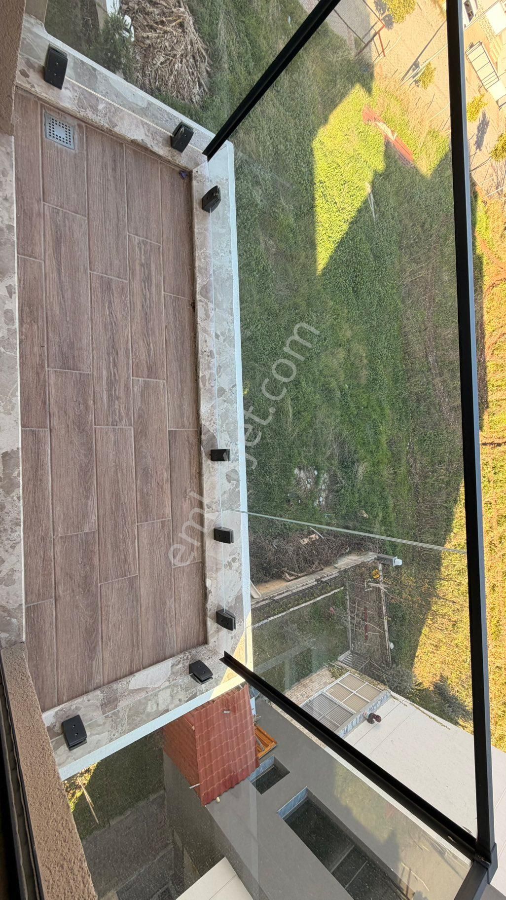 Kuşadası Davutlar’da Lüks Yapım Havuzlu 2+1 Daire - Görsel 30