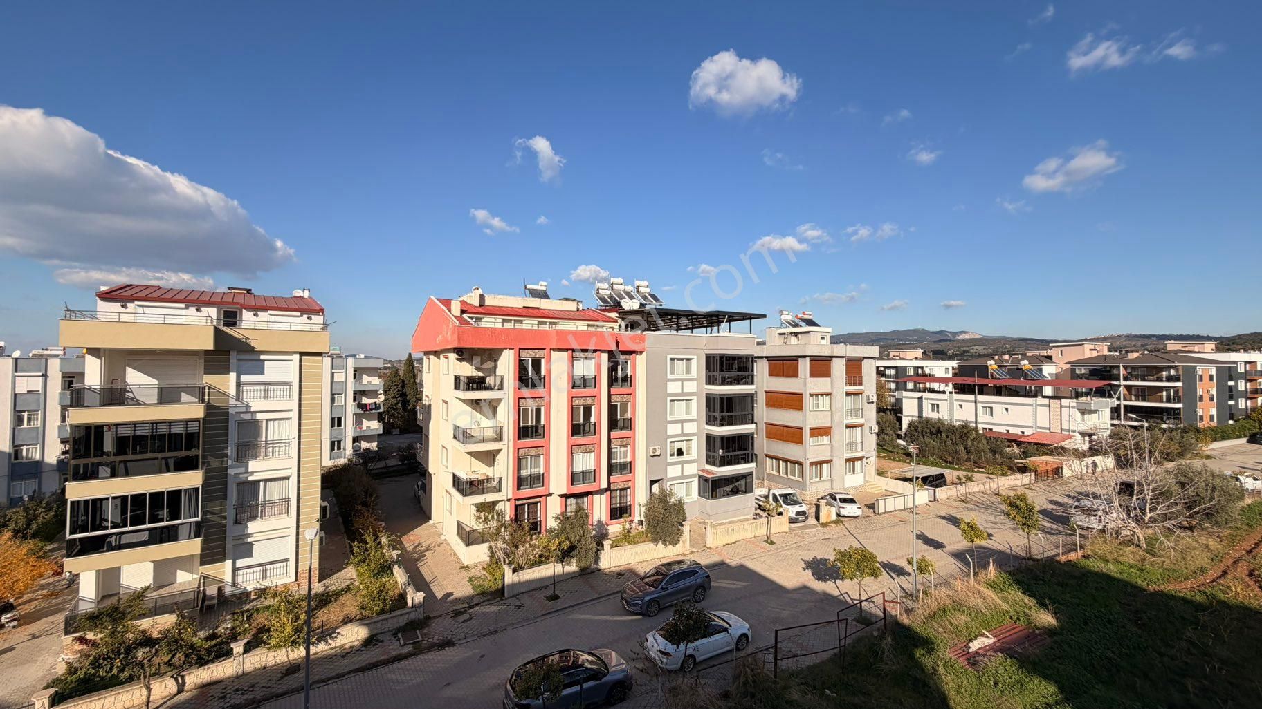 Kuşadası Davutlar’da Lüks Yapım Havuzlu 2+1 Daire - Görsel 14