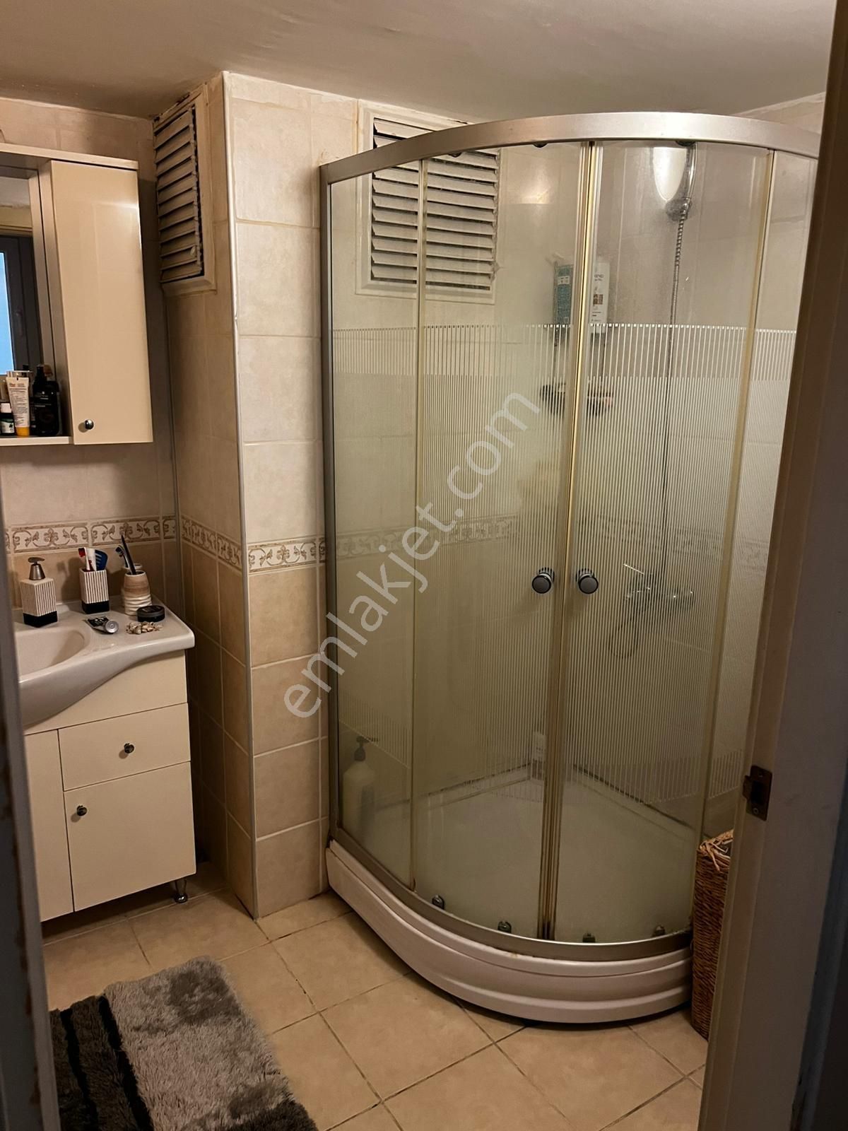 Hatayda 3+1 Metro Yakını Bakımlı Arakat - Görsel 9