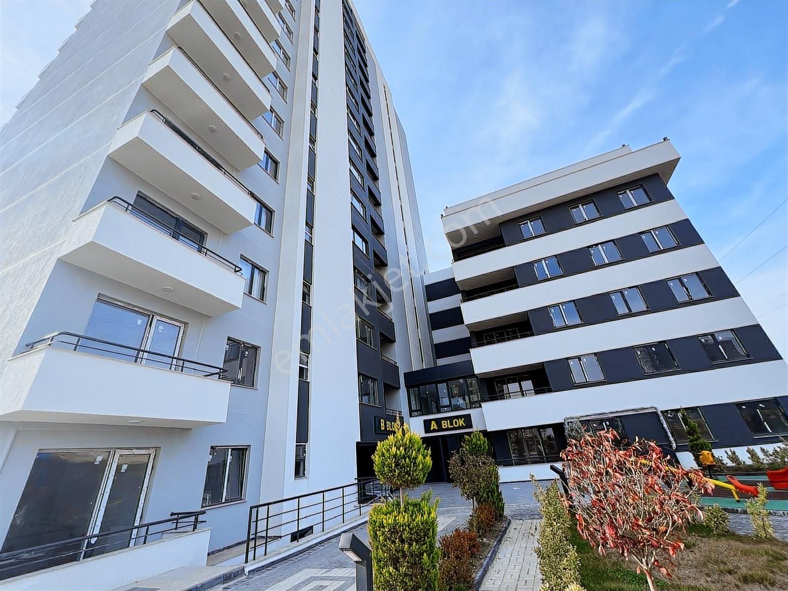 Redstone Castle Yenimahalle Susuz Göksu'da Satılık 1+1 Daire - Görsel 10