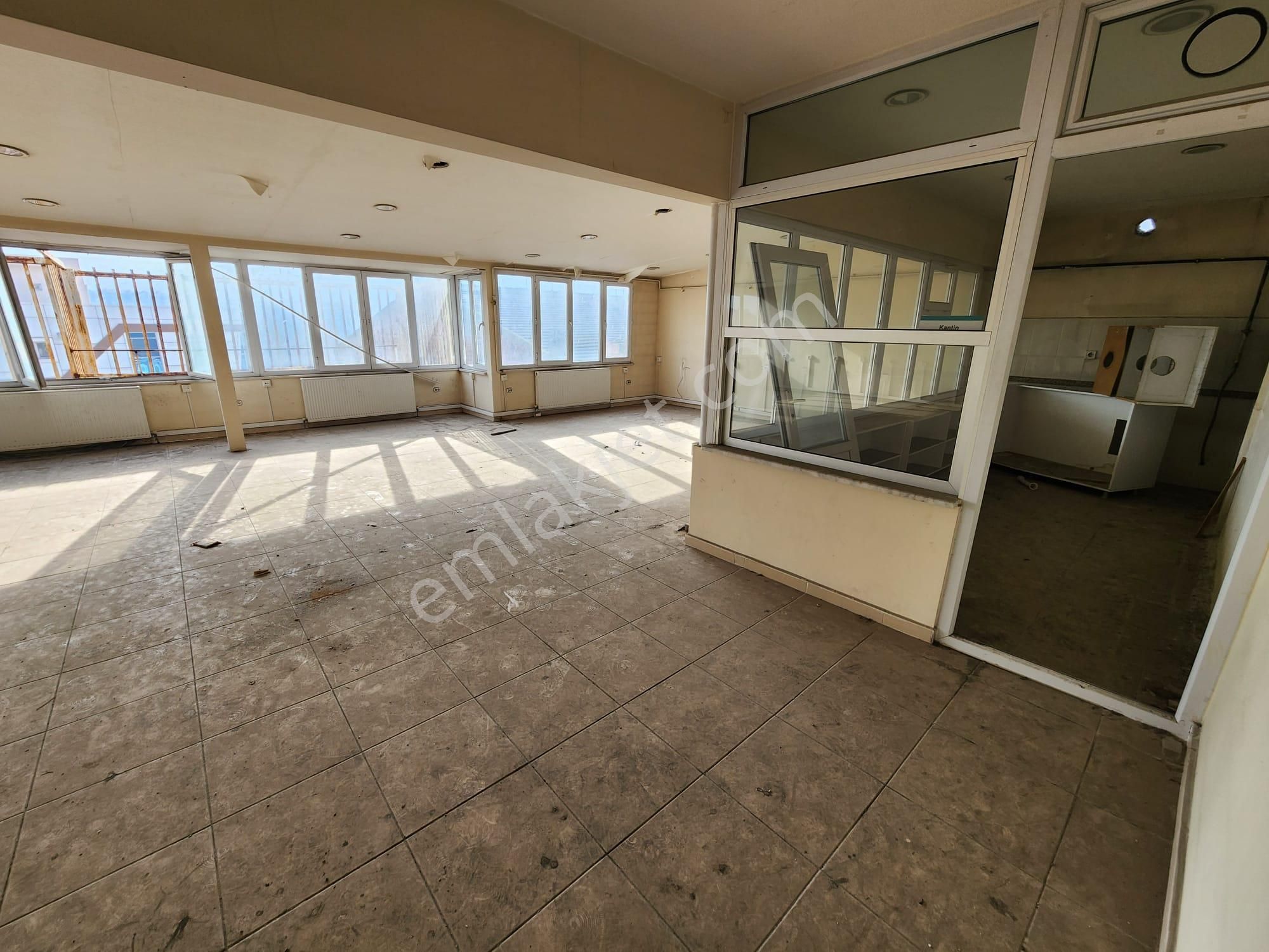 Karabük Bayır Mahallesinde Satılık İş Hanı Ve Arsası