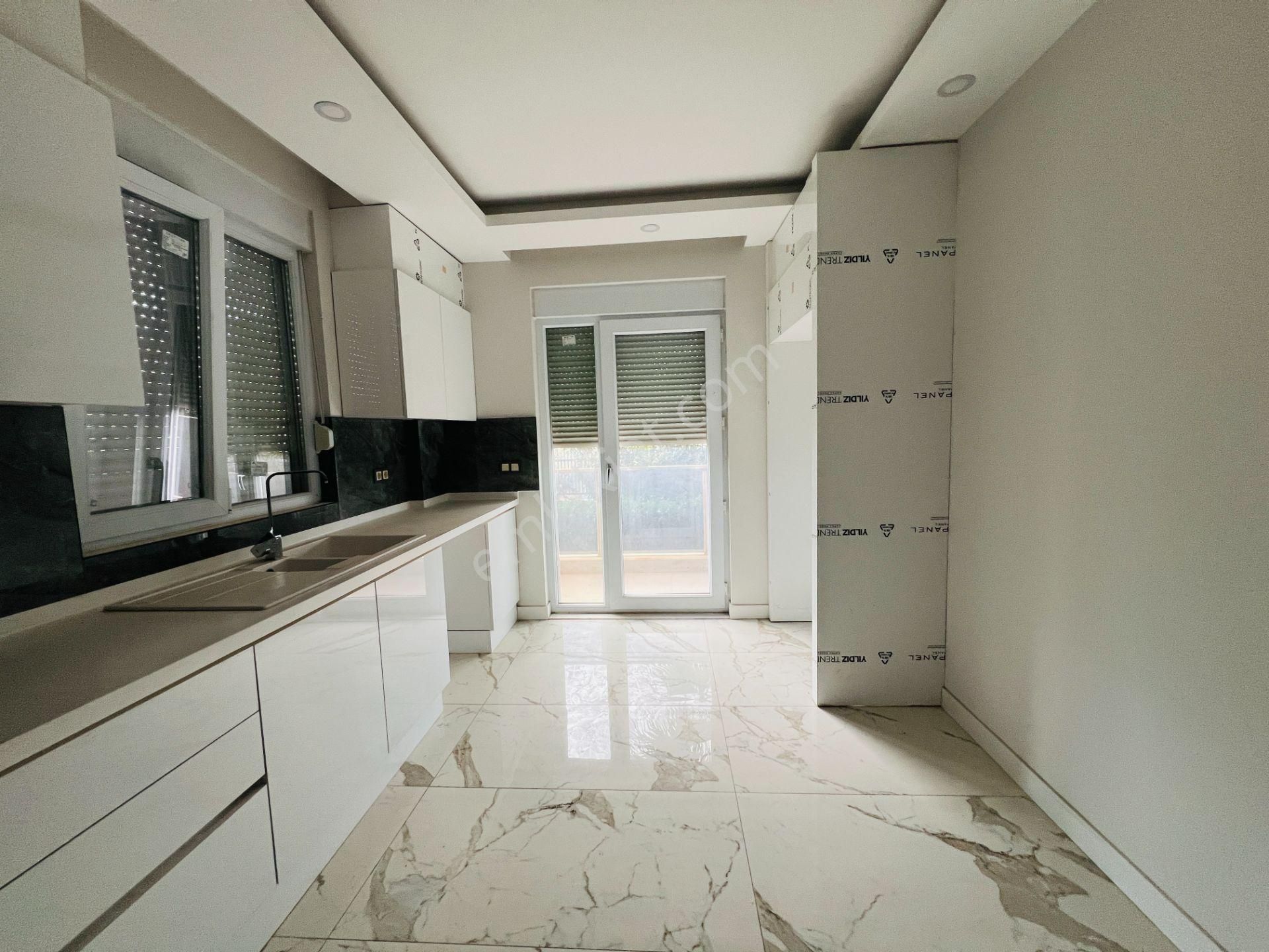 Villa Tadında Çok Keyifli Katta Tek Çok Geniş - Görsel 12