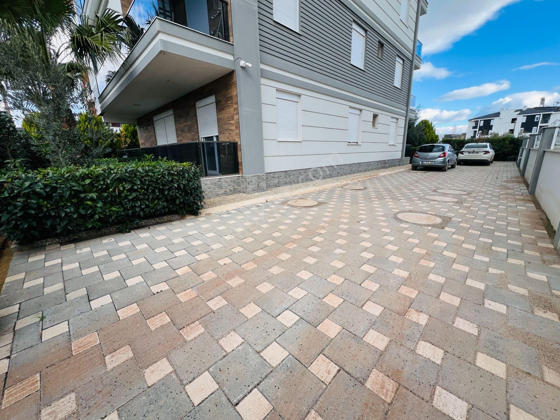 Villa Tadında Çok Keyifli Katta Tek Çok Geniş - Görsel 34