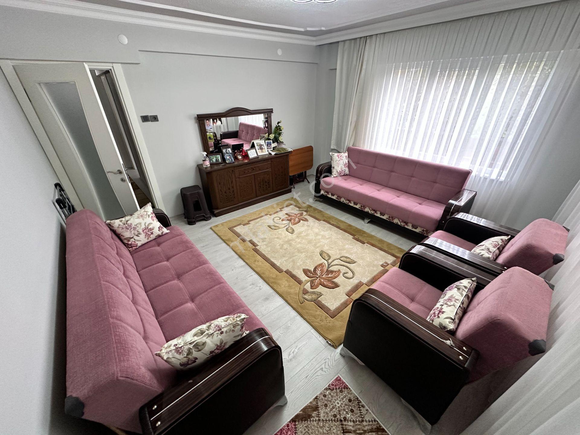 ▀▄mera Emlaktan Hekimzade Mh. Geniş Bahçeli 3+1 130m2 Daire - Görsel 3