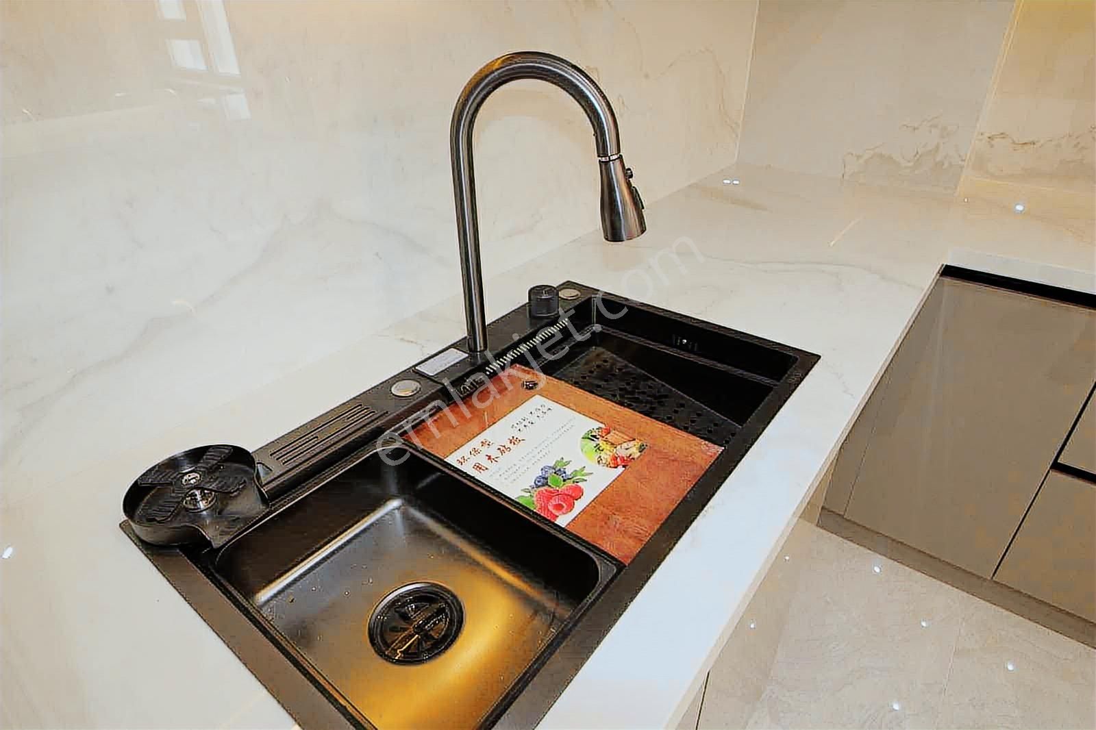 Güneşevler'de 4+1 Site İçinde K.otoparklı Satılık Lüks Daire - Görsel 11