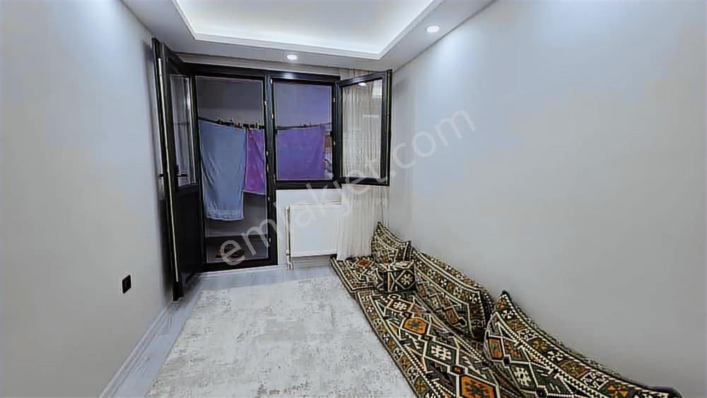 Gülyakada Bahçeli Müstakil Ev 2 Ayrı Daire (2+1 Ve3+1) - Görsel 22