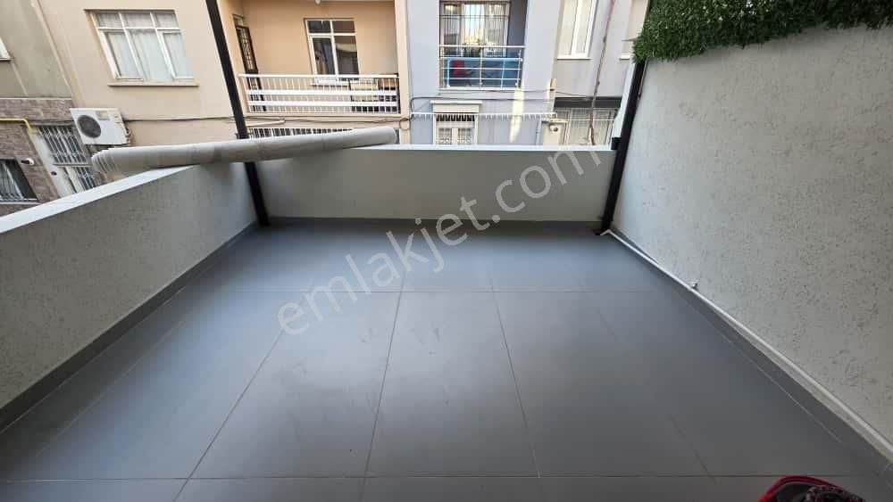 Gülyakada Bahçeli Müstakil Ev 2 Ayrı Daire (2+1 Ve3+1) - Görsel 12