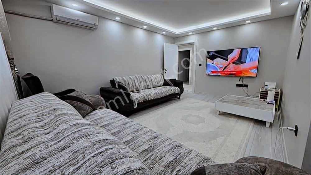 Gülyakada Bahçeli Müstakil Ev 2 Ayrı Daire (2+1 Ve3+1) - Görsel 15