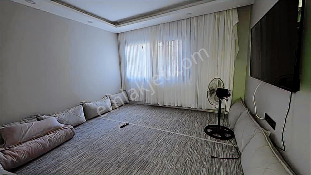 Gülyakada Bahçeli Müstakil Ev 2 Ayrı Daire (2+1 Ve3+1) - Görsel 33