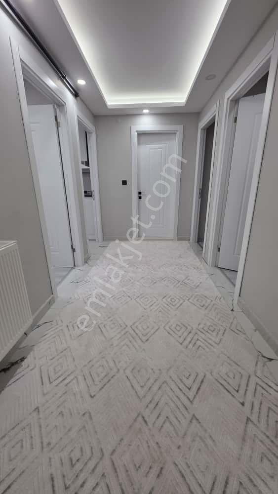 Gülyakada Bahçeli Müstakil Ev 2 Ayrı Daire (2+1 Ve3+1) - Görsel 16