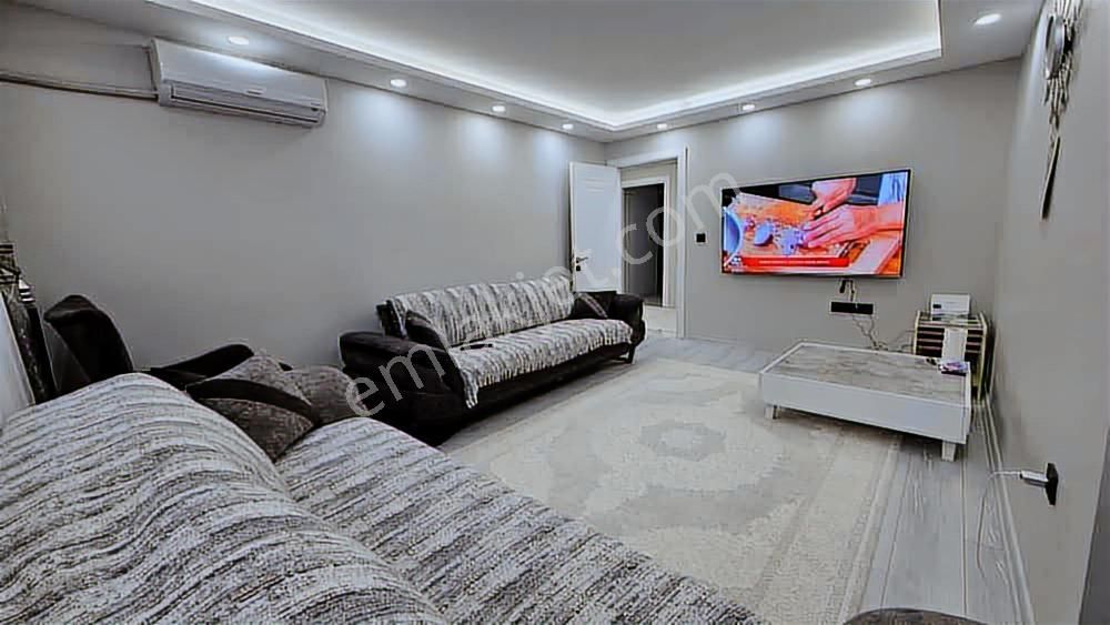 Gülyakada Bahçeli Müstakil Ev 2 Ayrı Daire (2+1 Ve3+1) - Görsel 14