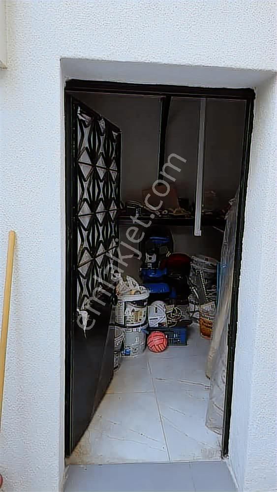 Gülyakada Bahçeli Müstakil Ev 2 Ayrı Daire (2+1 Ve3+1) - Görsel 10