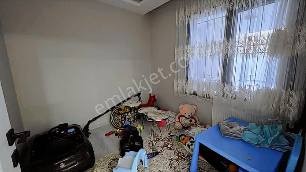 Gülyakada Bahçeli Müstakil Ev 2 Ayrı Daire (2+1 Ve3+1) - Görsel 35