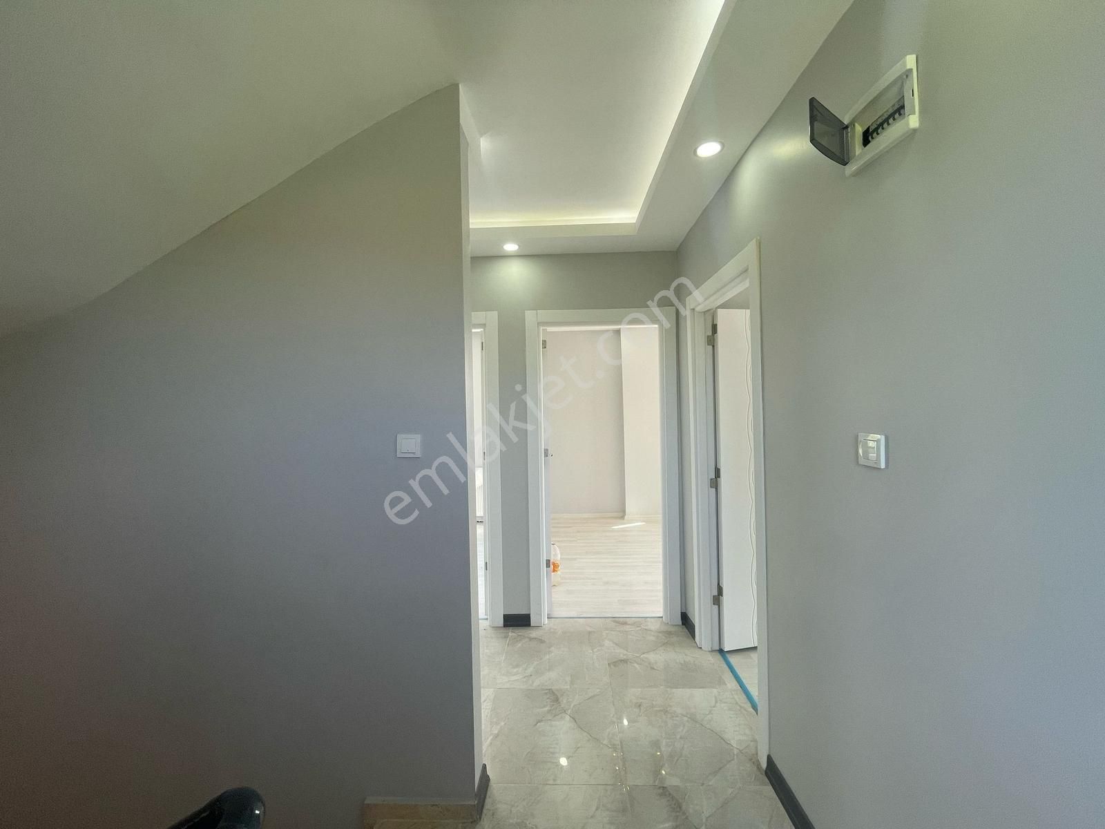 Silivri Gümüşyaka'da Deniz Manzaralı Müstakil Villa - Görsel 26